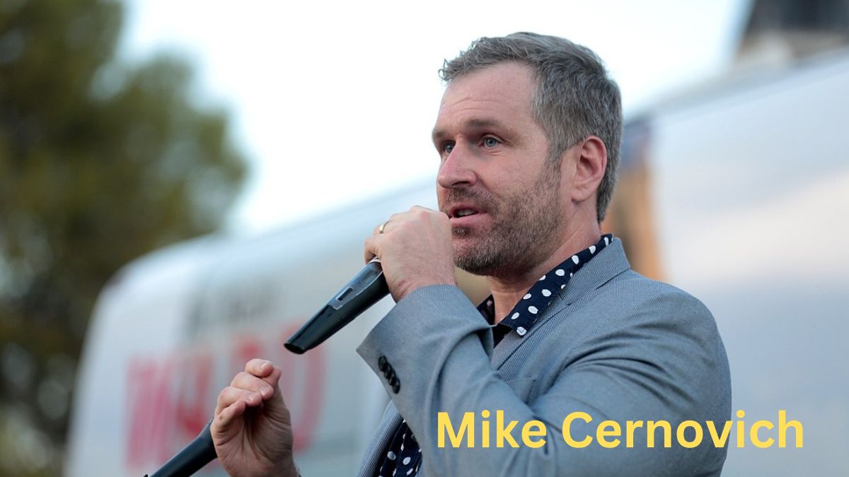 Mike Cernovich