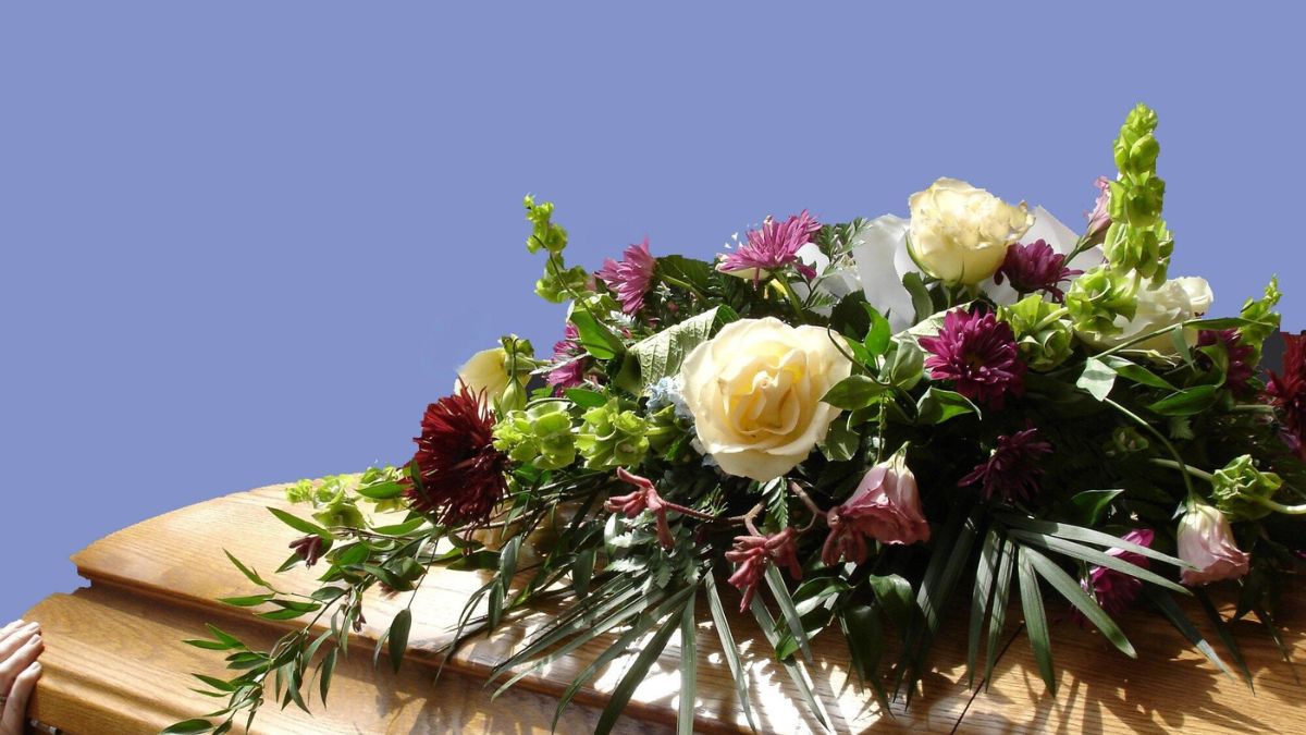 types of caskets
